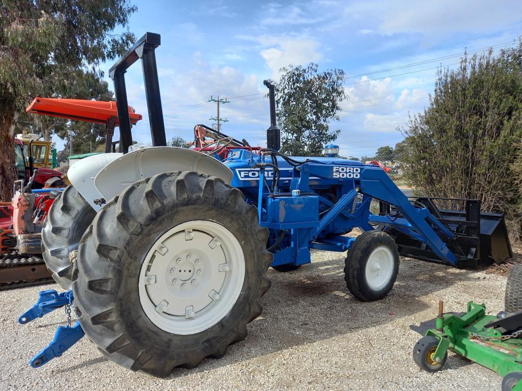 FORD 5000 FEL TRACTOR JHMD5193429 JUST HEAVY EQUIPMENT